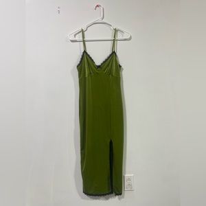 Forever 21 velvet midi dress